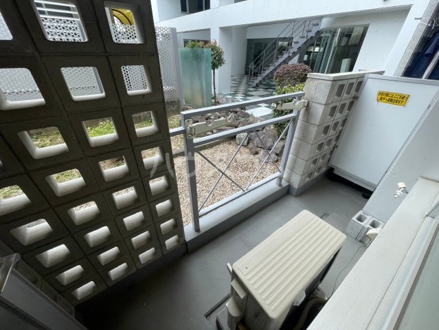 17/30 バルコニー