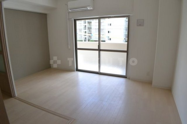 16/27 バルコニー