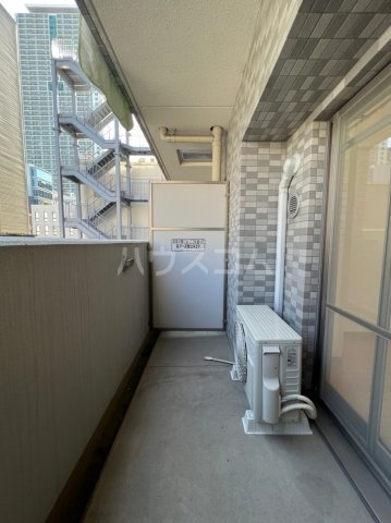 17/26 バルコニー