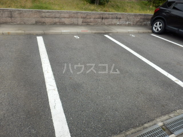 22/29 駐車場