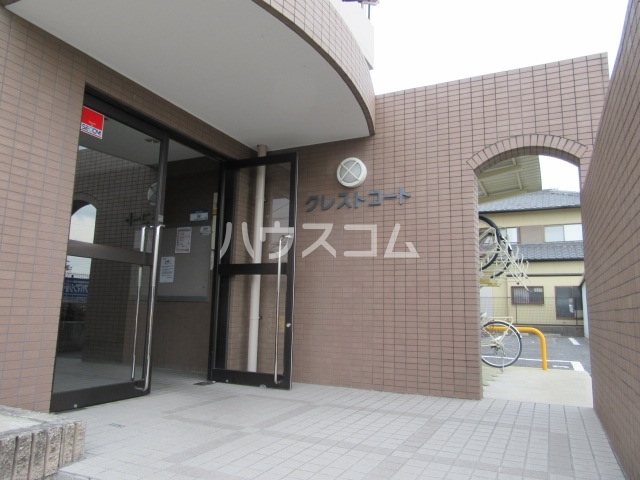 18/22 エントランス