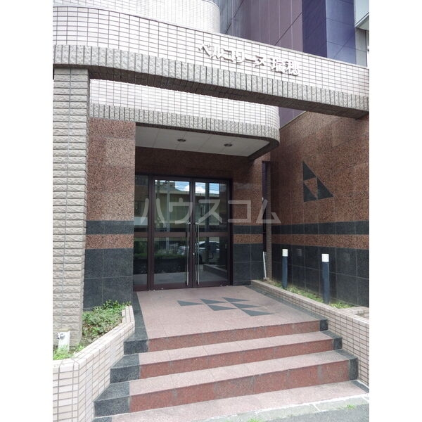 14/22 エントランス