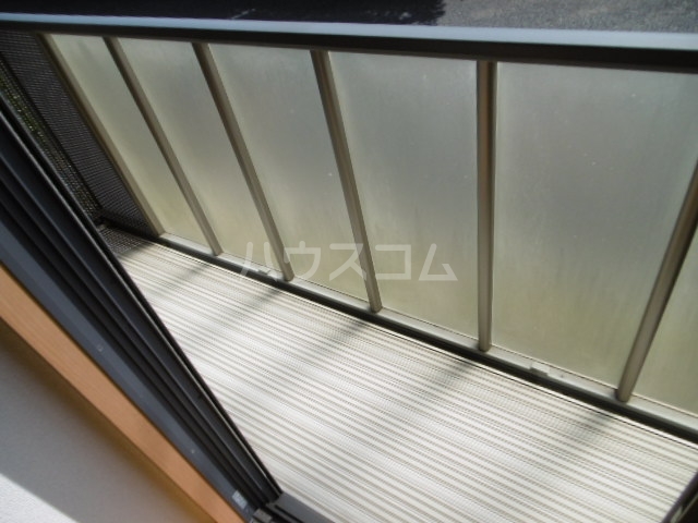 18/27 バルコニー