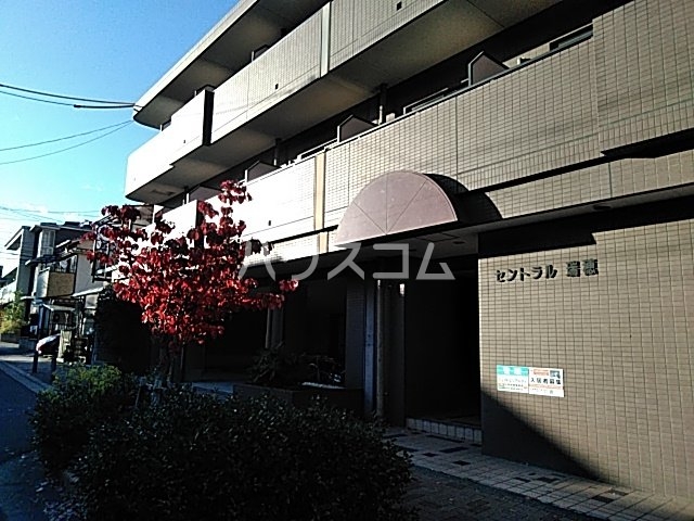 20/28 エントランス