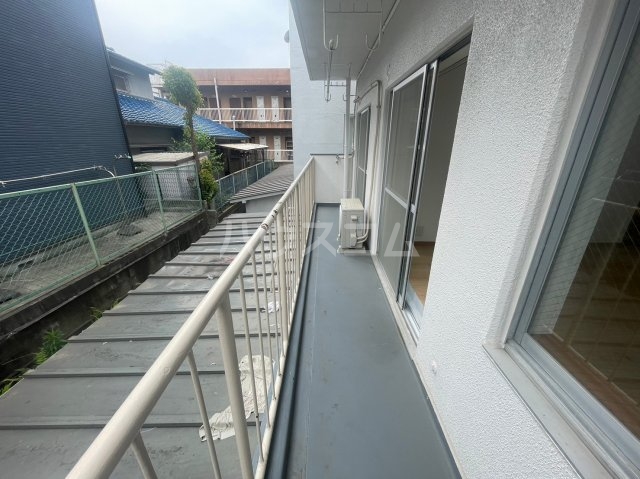 20/30 バルコニー