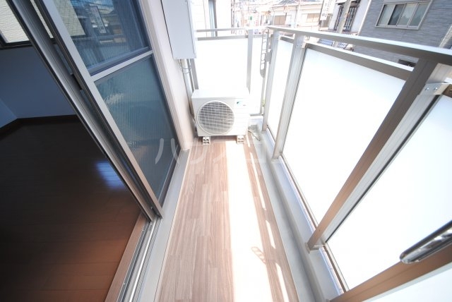 25/30 バルコニー