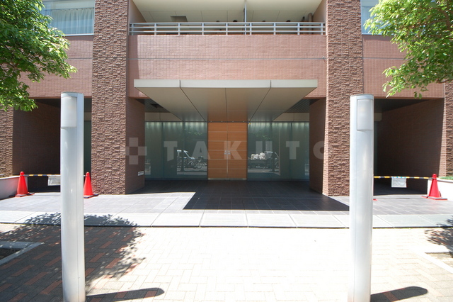 21/29 エントランス