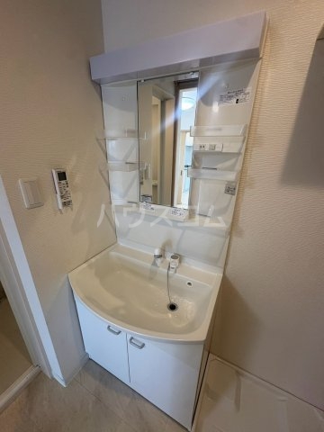 15/30 洗面