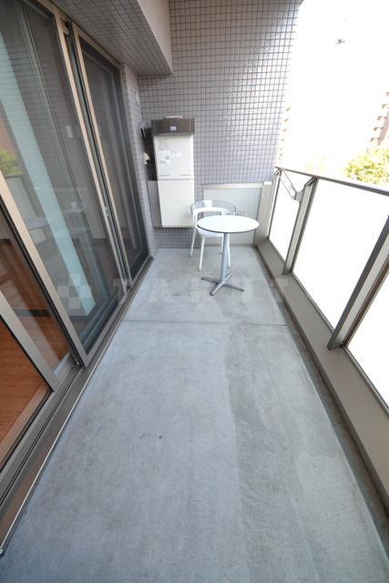 19/30 バルコニー