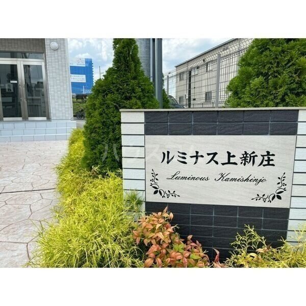 16/26 エントランス