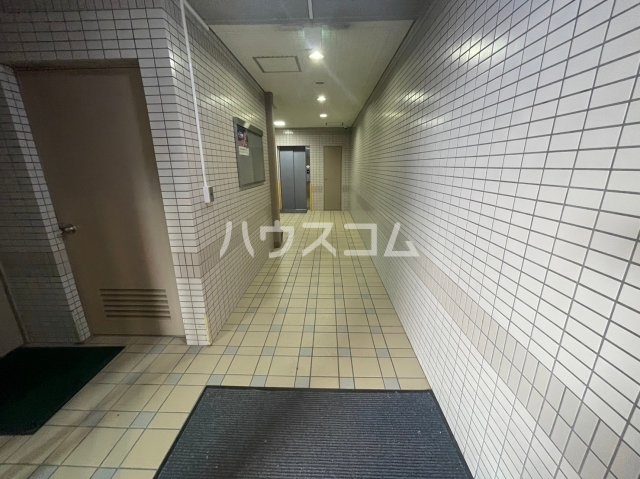 29/30 エントランス