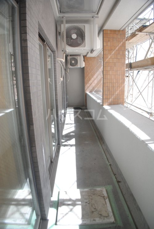 26/30 バルコニー