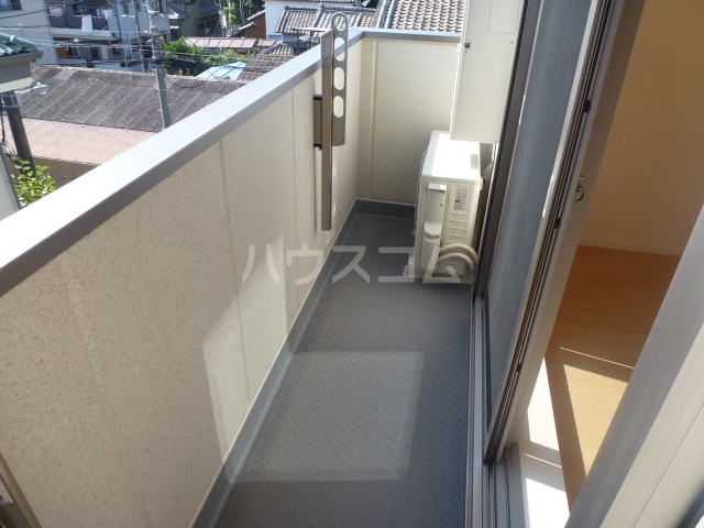 20/30 バルコニー