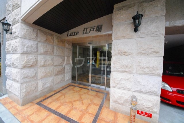 15/23 エントランス