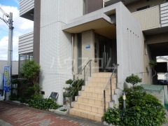 15/18 エントランス