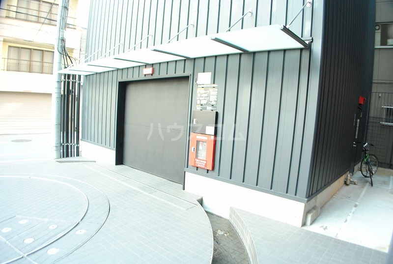 18/28 駐車場