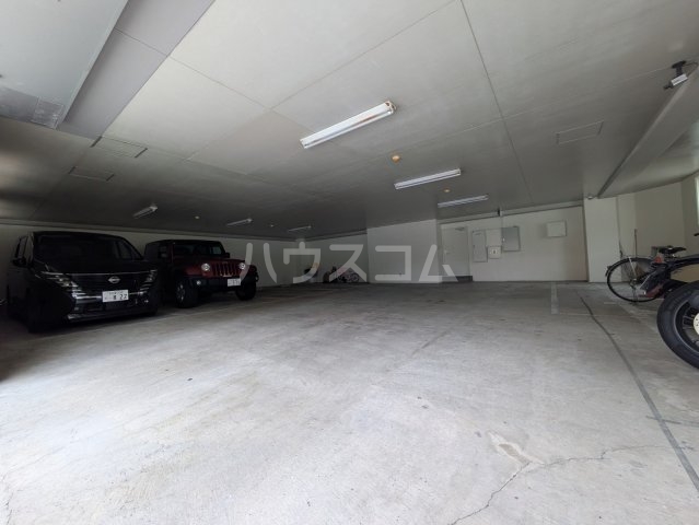 15/25 駐車場
