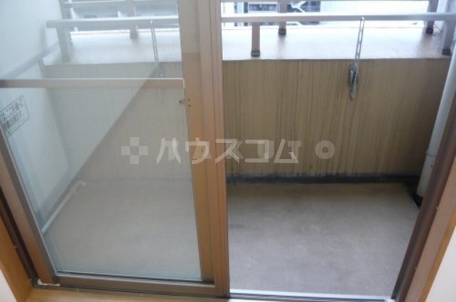 14/27 バルコニー