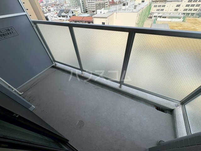 19/28 バルコニー