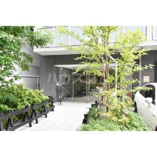 19/26 エントランス