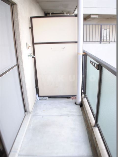 14/27 バルコニー