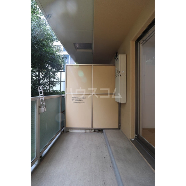 20/30 バルコニー