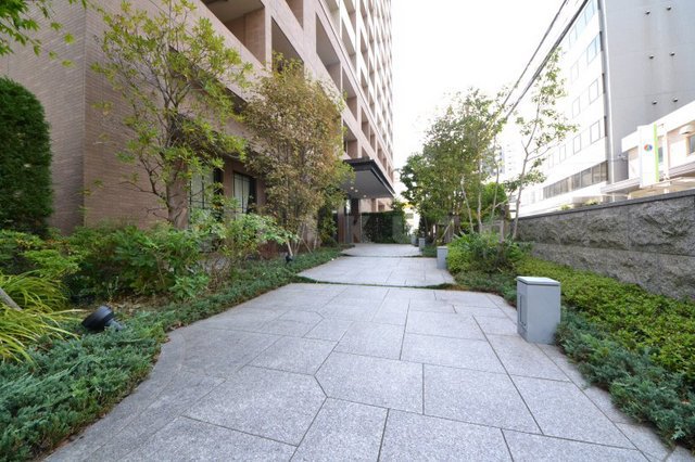 15/26 エントランス