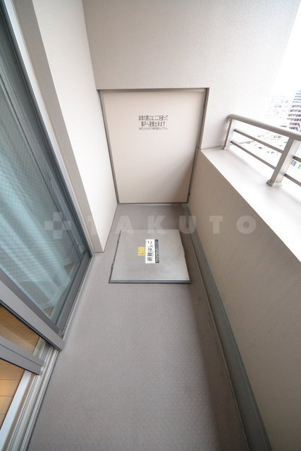 13/26 バルコニー