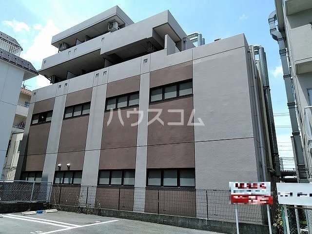 3/4 エントランス