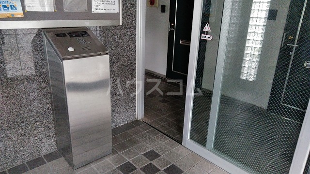 2/8 エントランス