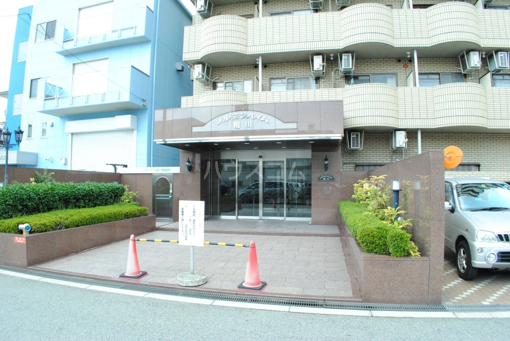 17/22 エントランス