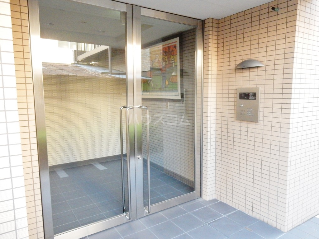 21/24 エントランス