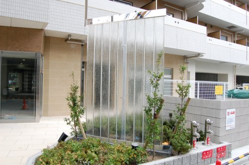 19/28 エントランス