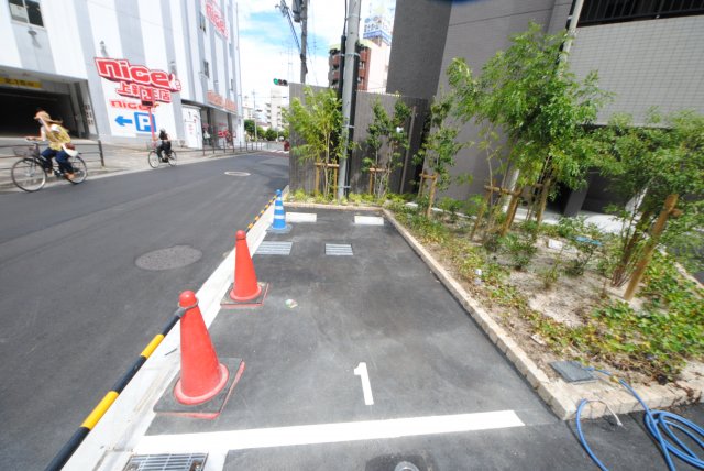 28/30 駐車場