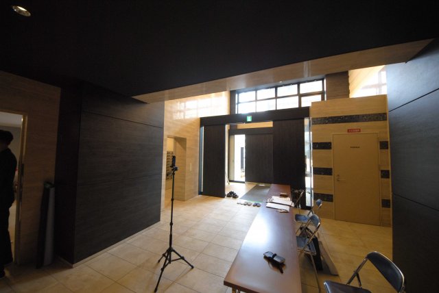 2/5 エントランス