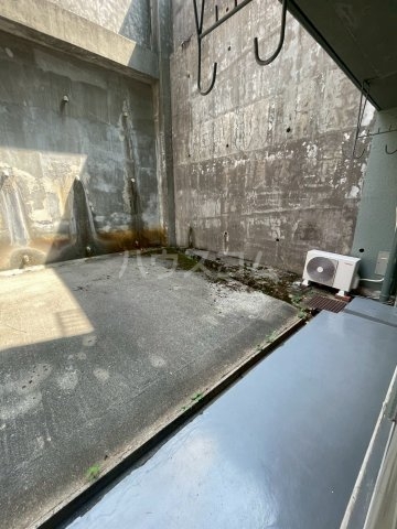 26/30 バルコニー