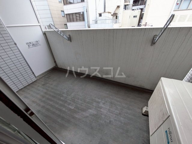 13/25 バルコニー