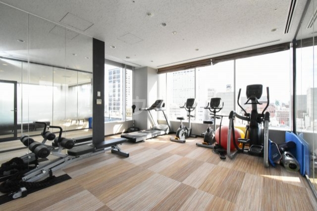 2/4 エントランス