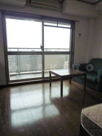 14/27 バルコニー