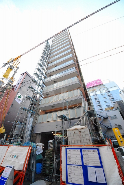 24/30 エントランス