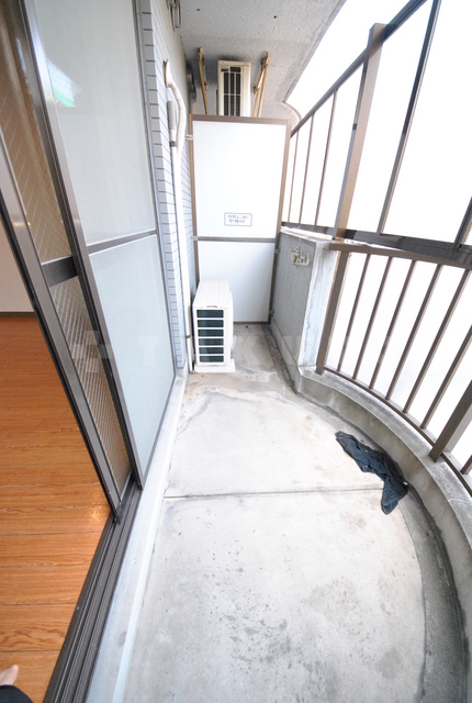 23/30 バルコニー