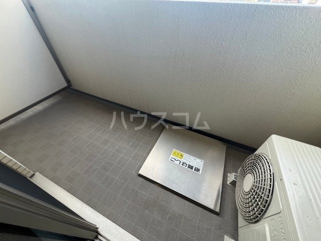 20/30 バルコニー