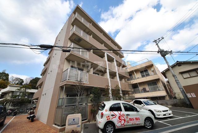 16/24 エントランス