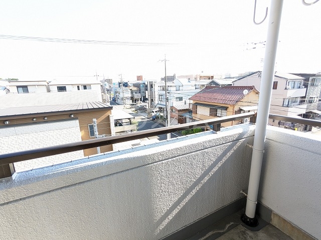 18/28 バルコニー