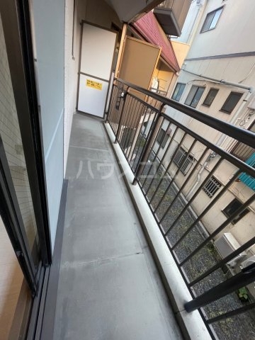 20/30 バルコニー