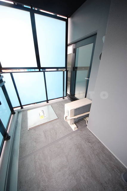 15/28 バルコニー