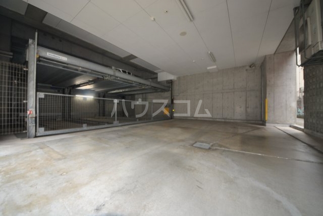 26/30 駐車場