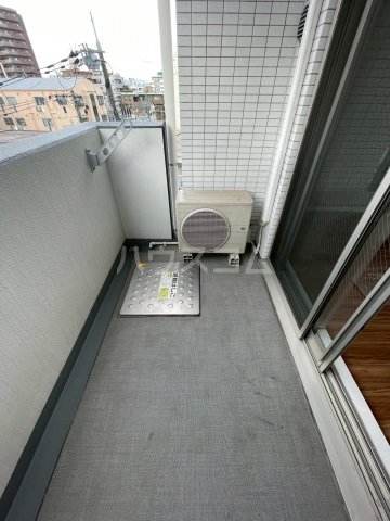 21/30 バルコニー