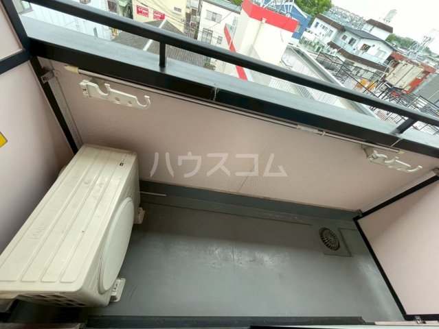 20/30 バルコニー