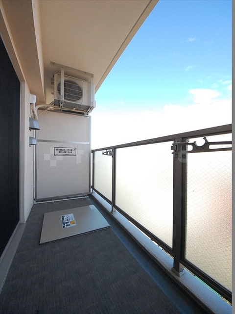 21/30 バルコニー
